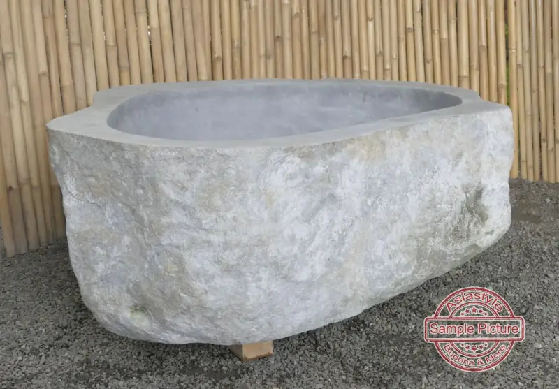 Product image 3 of the product “Riverstone basin, natural surface, polished inside. Dia approx 141-150cm Height 61-70cm ”